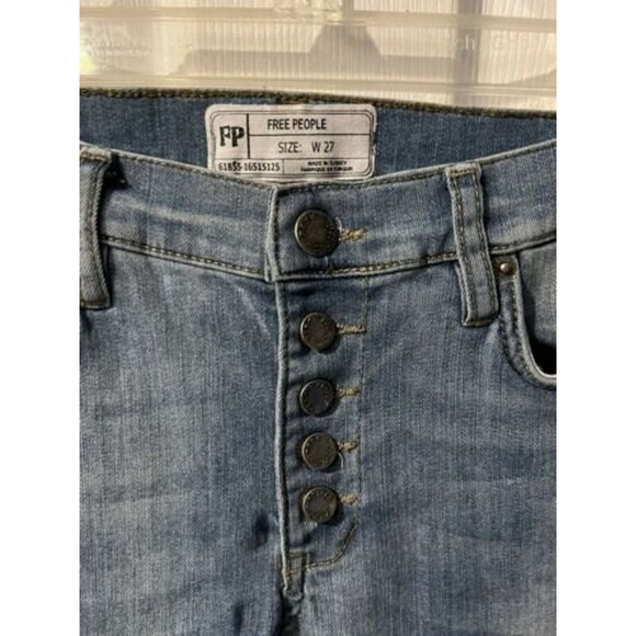 Free People Reagan Button Fly Womens Size 27 Skinny Ankle Jeans Raw hem - Picture 8 of 9